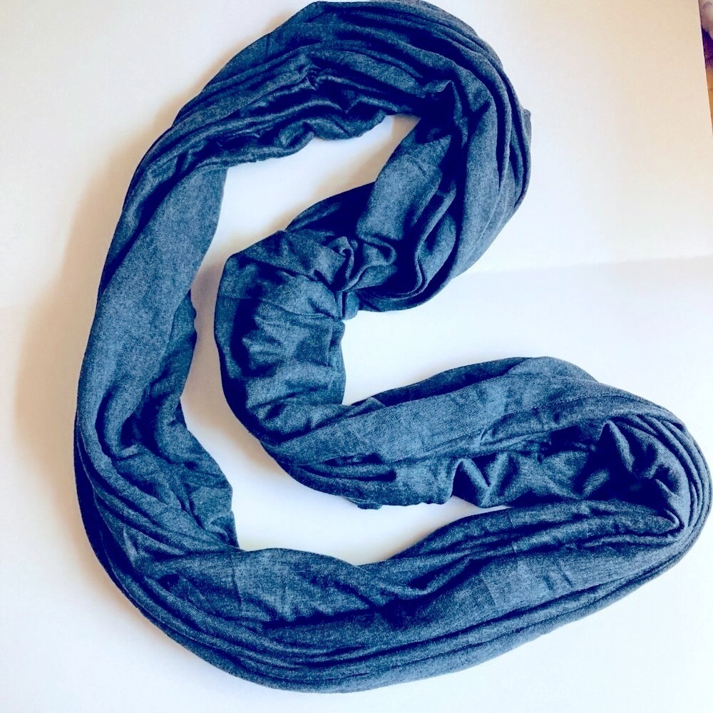 Very Large Lightweight Infinity Scarf - Picture 2 of 4
